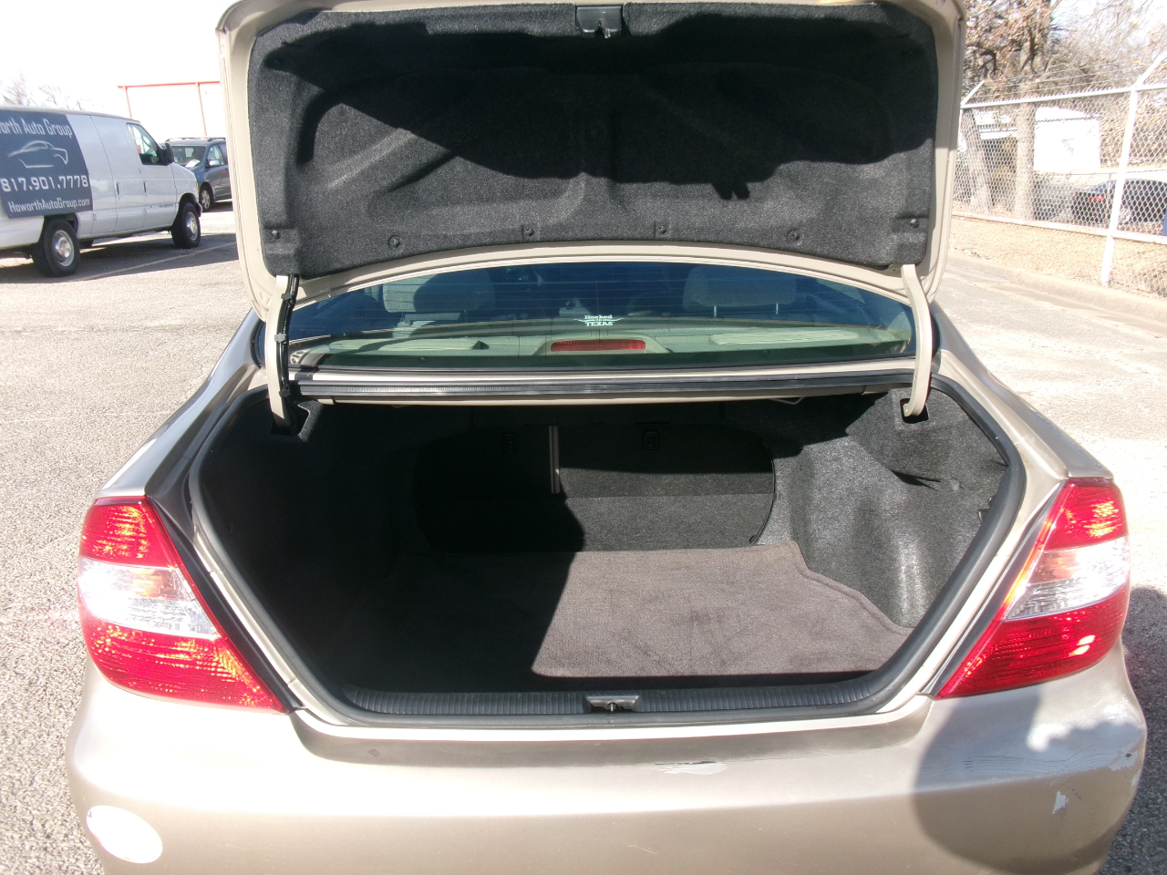 Toyota Camry LE 2004