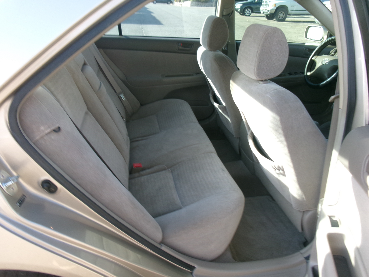 Toyota Camry LE 2004