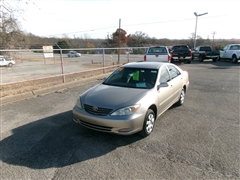 2004 Toyota Camry 
