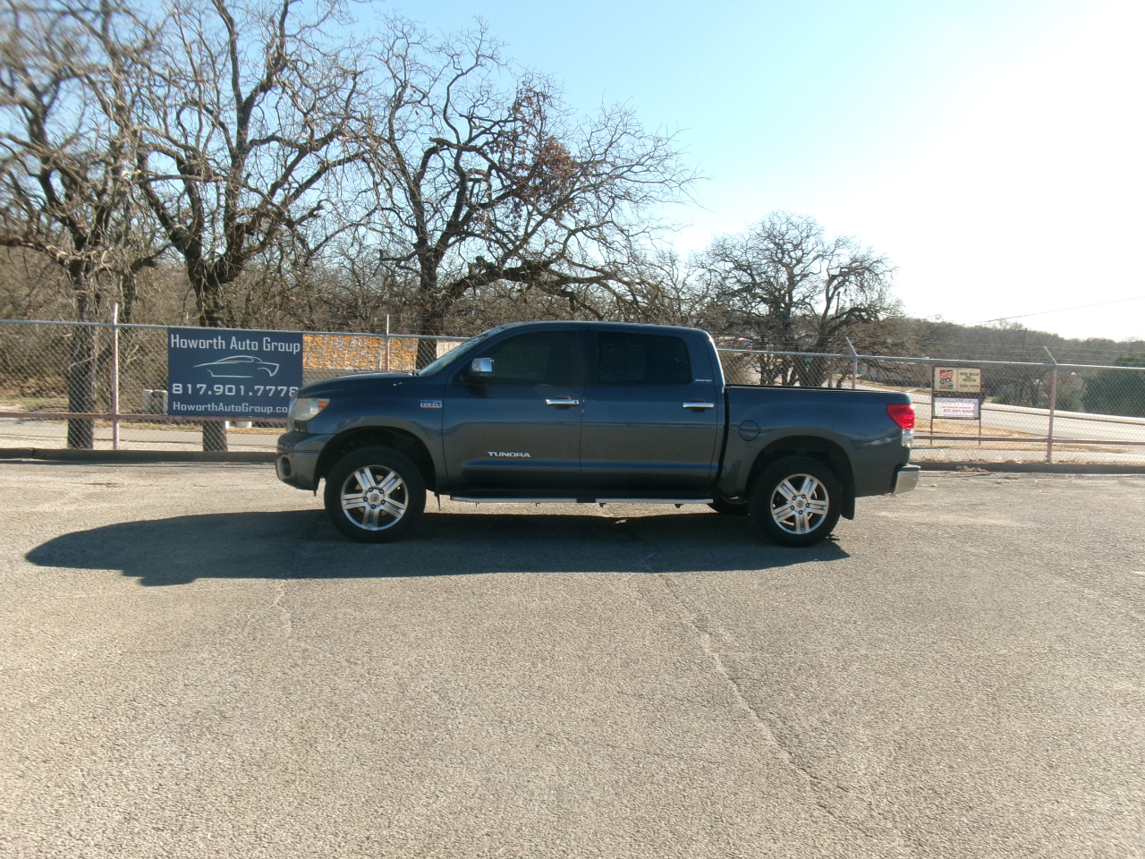 Toyota Tundra Limited CrewMax 5.7L 2WD 2008