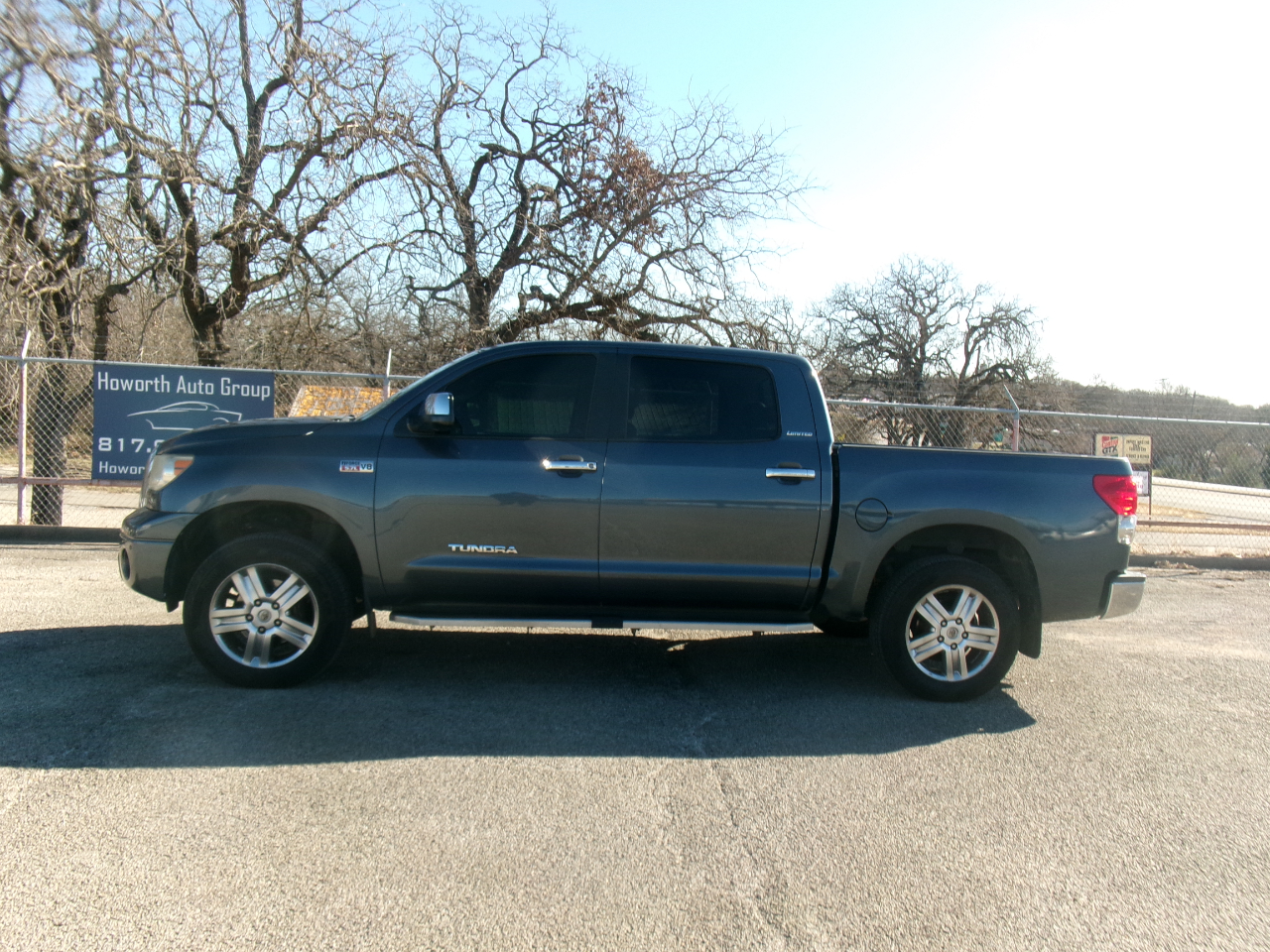 Toyota Tundra Limited CrewMax 5.7L 2WD 2008