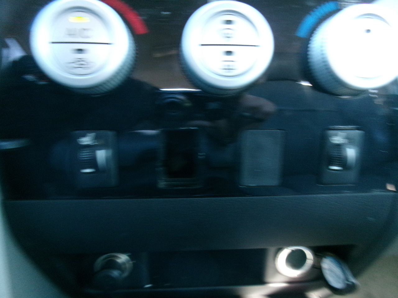 Toyota Tundra Limited CrewMax 5.7L 2WD 2008