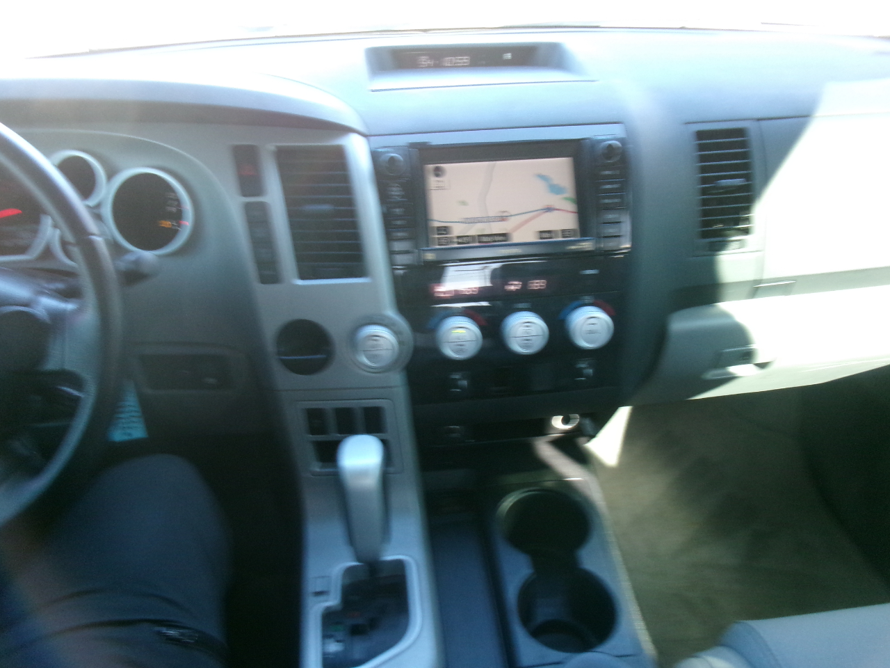 Toyota Tundra Limited CrewMax 5.7L 2WD 2008