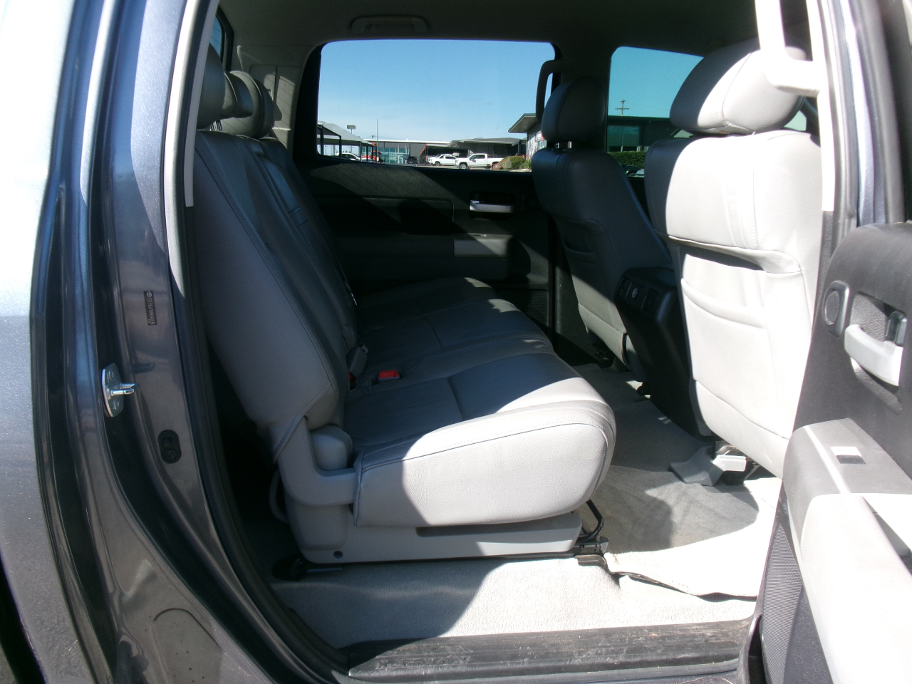 Toyota Tundra Limited CrewMax 5.7L 2WD 2008