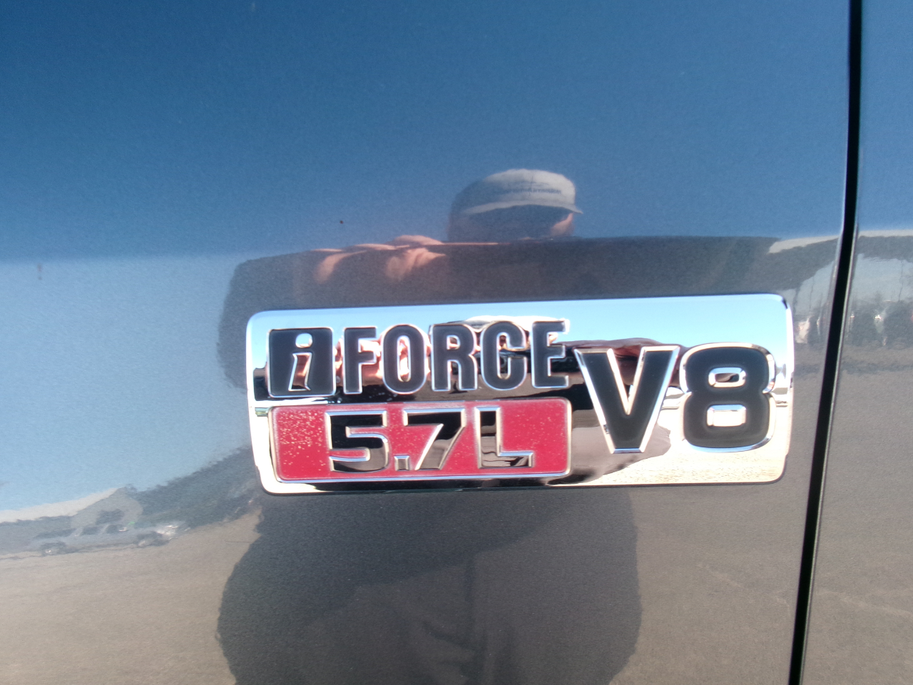 Toyota Tundra Limited CrewMax 5.7L 2WD 2008