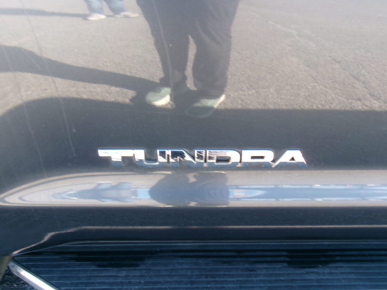 Toyota Tundra Limited CrewMax 5.7L 2WD 2008