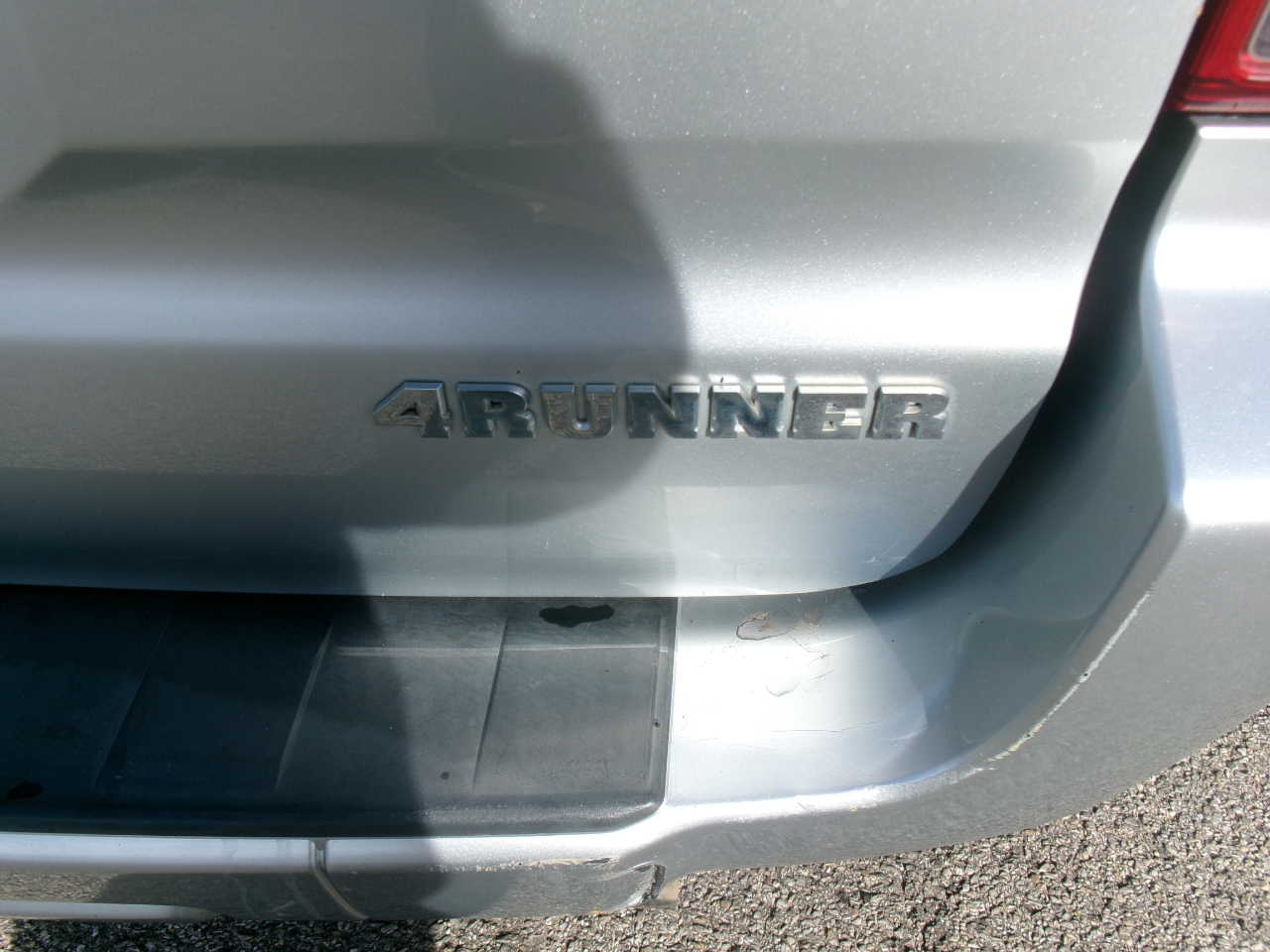 Toyota 4Runner Limited 2WD 2008