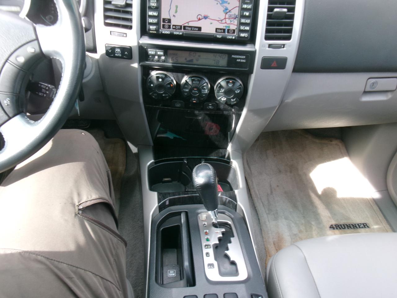 Toyota 4Runner Limited 2WD 2008