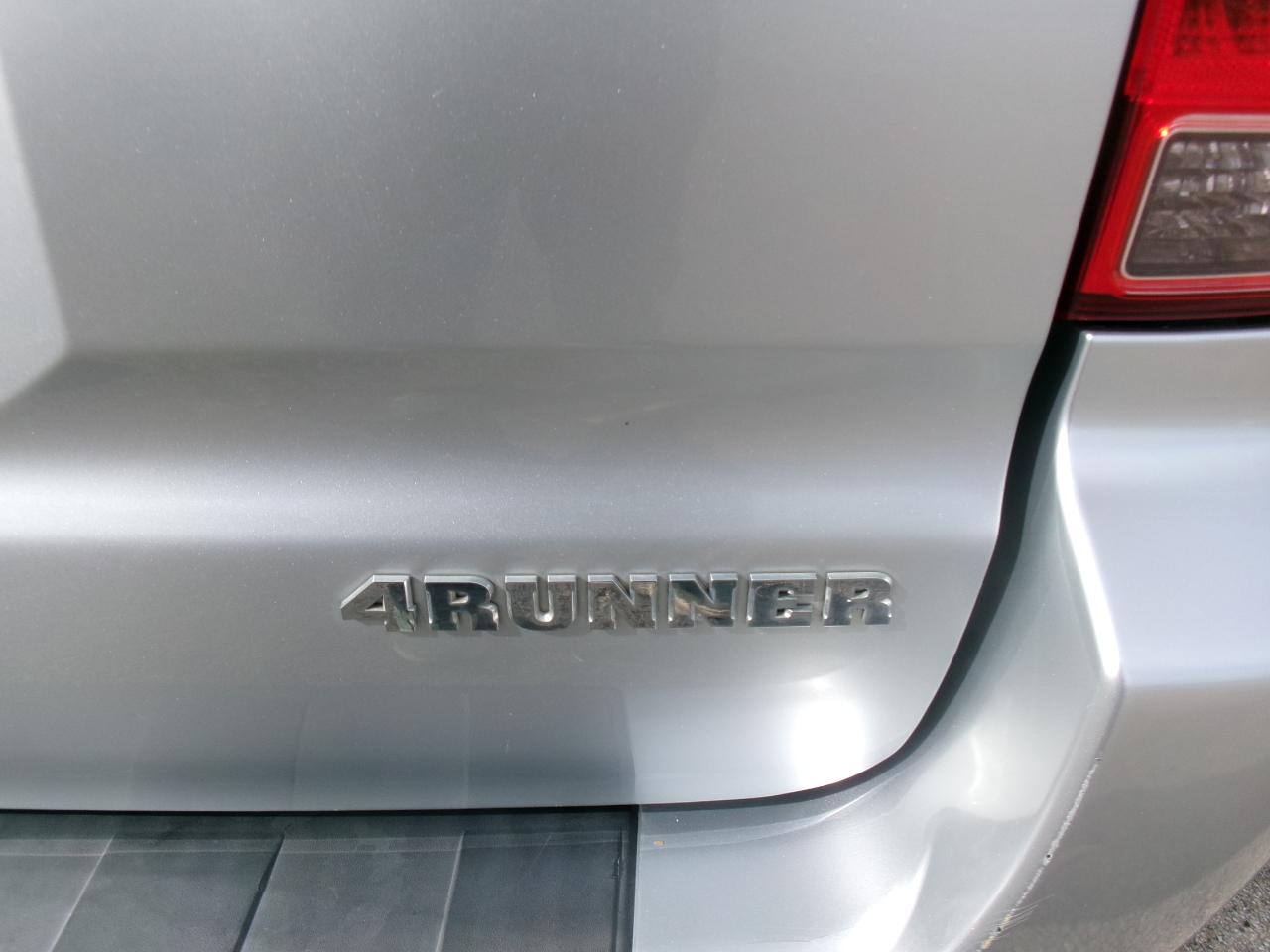 Toyota 4Runner Limited 2WD 2008