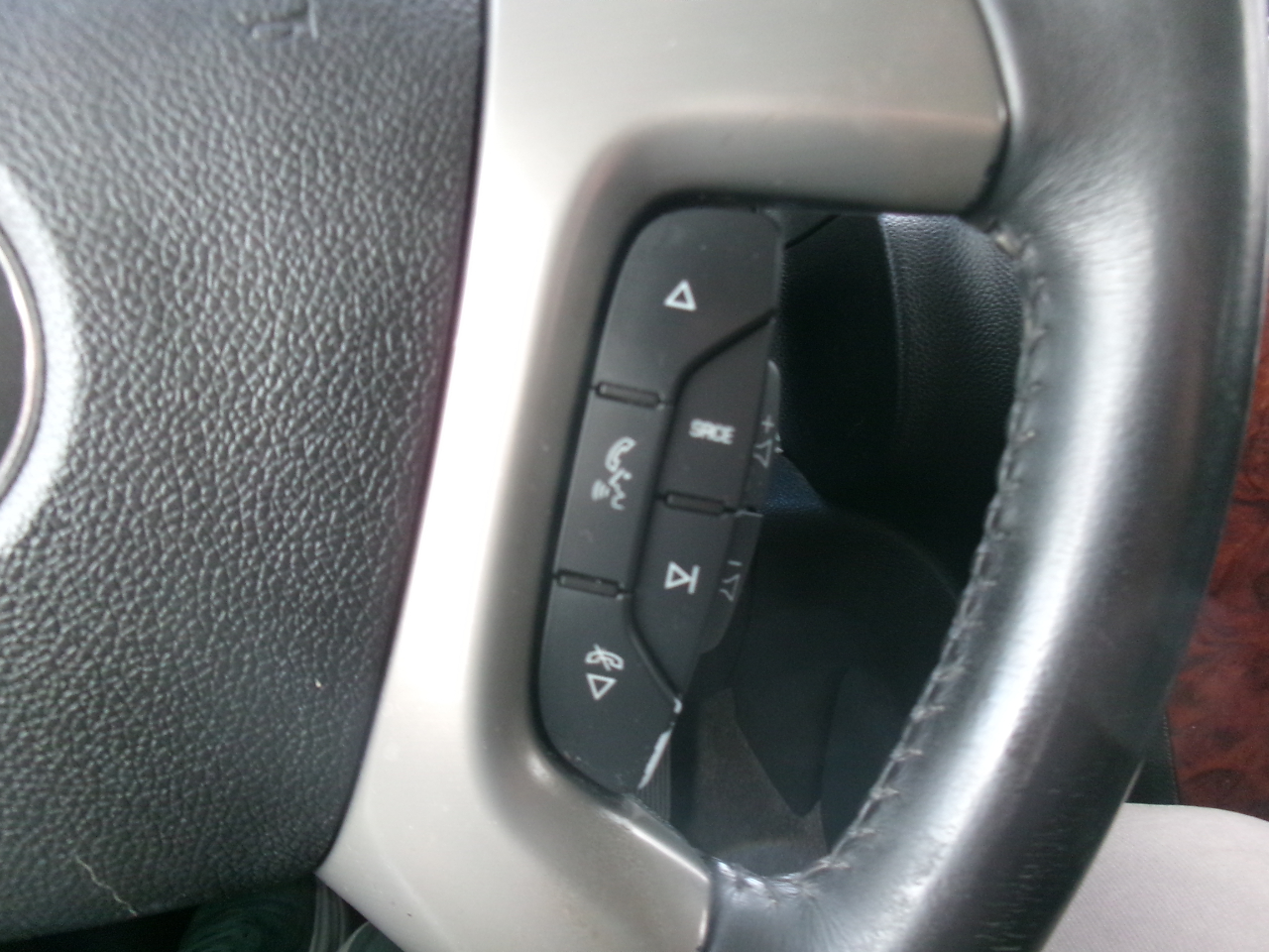 Chevrolet Tahoe LS 2WD 2013