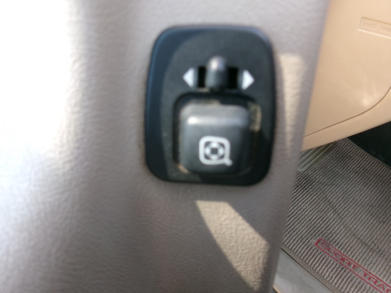 Ford Explorer Sport Trac XLT 2WD 2005