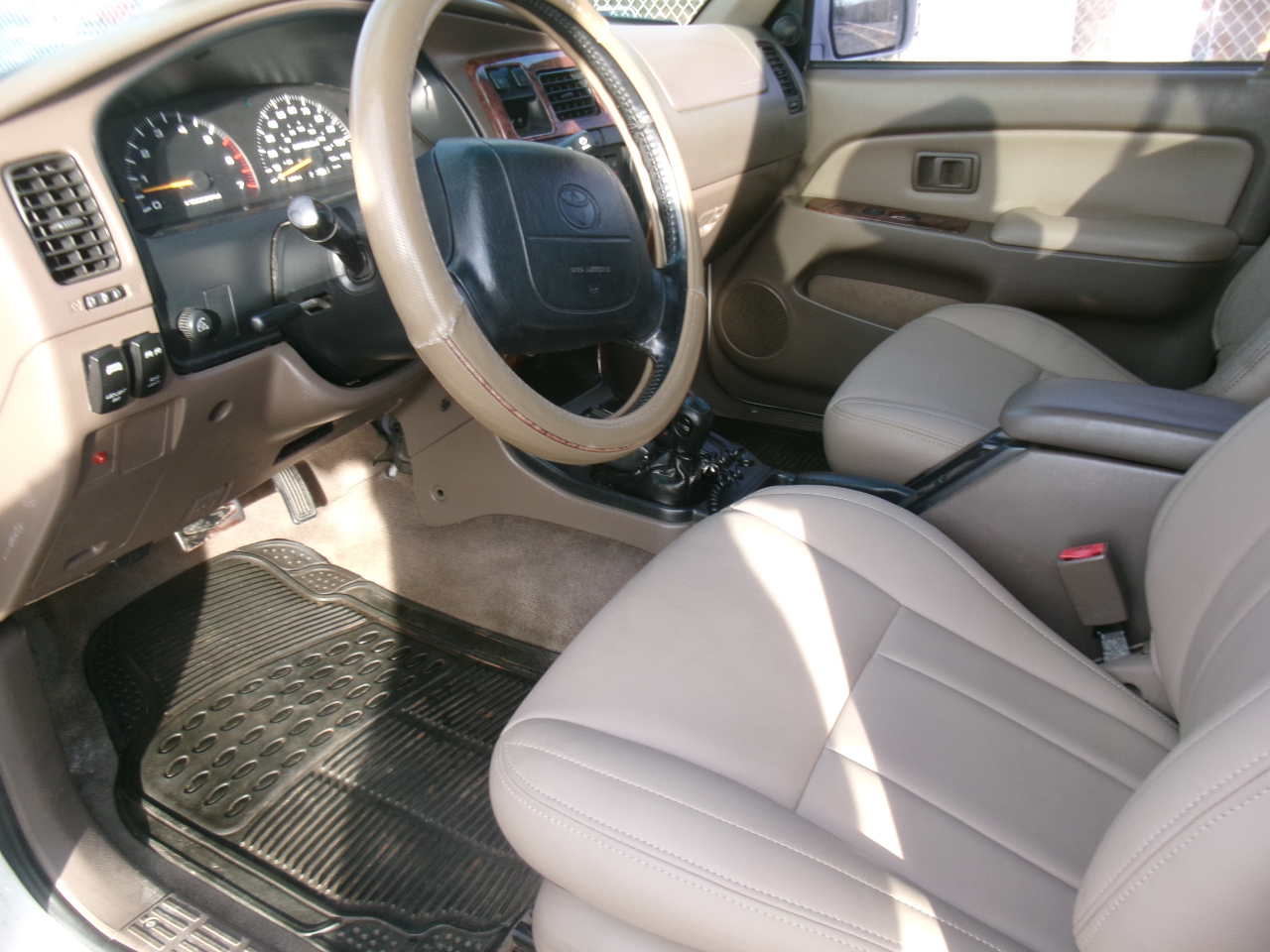 Toyota 4Runner Limited 4WD 1996