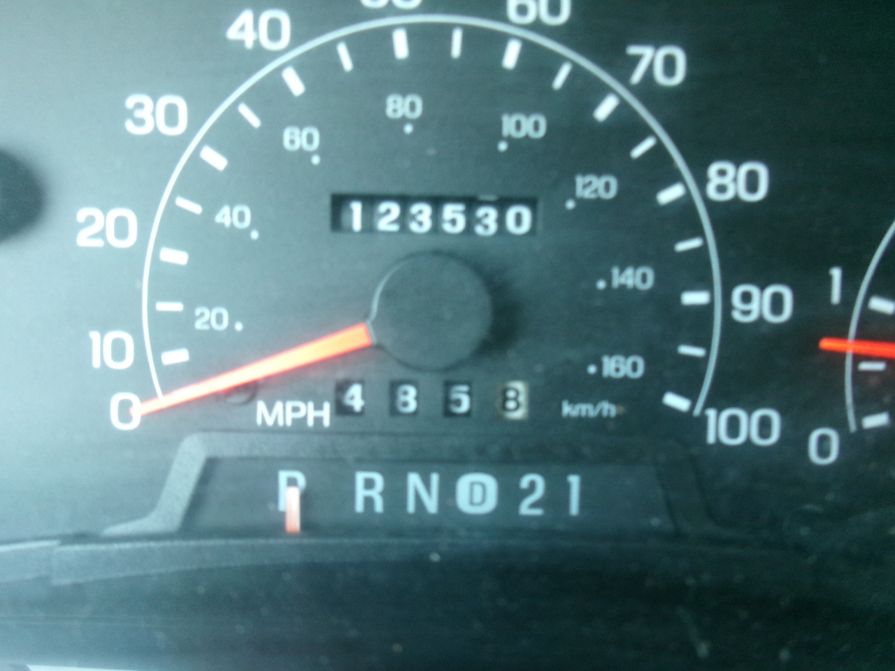 Ford Excursion XLT 2WD 2001