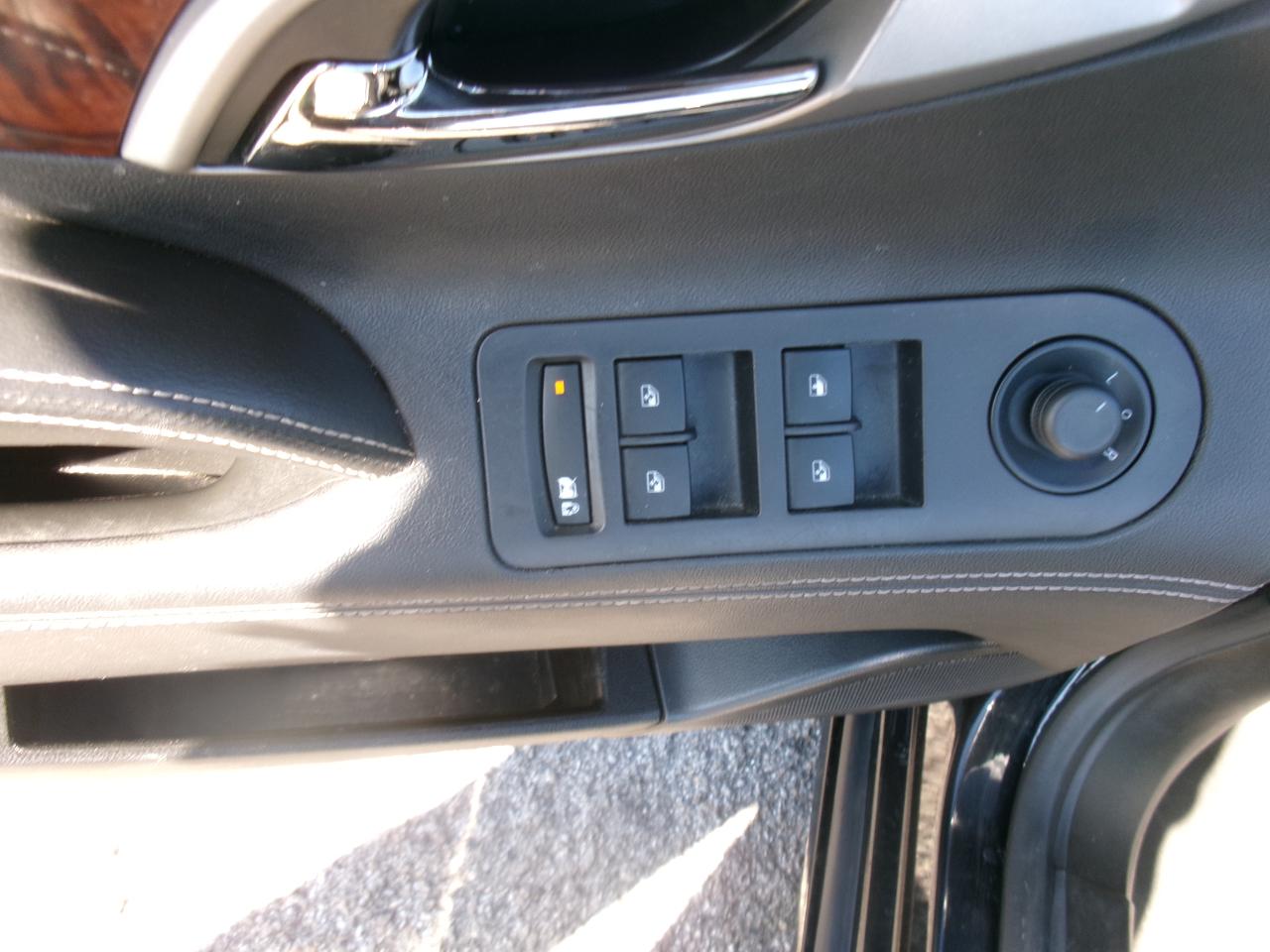 Buick LaCrosse Premium Package 1, w/Leather 2012