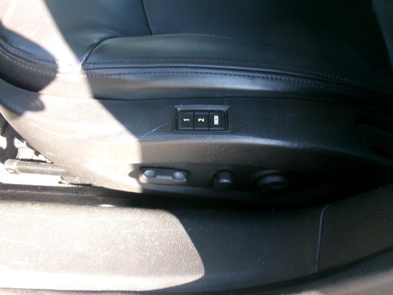 Buick LaCrosse Premium Package 1, w/Leather 2012