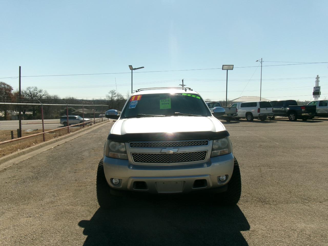 Chevrolet Avalanche LT 4WD 2011