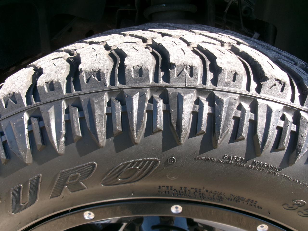 Chevrolet Avalanche LT 4WD 2011