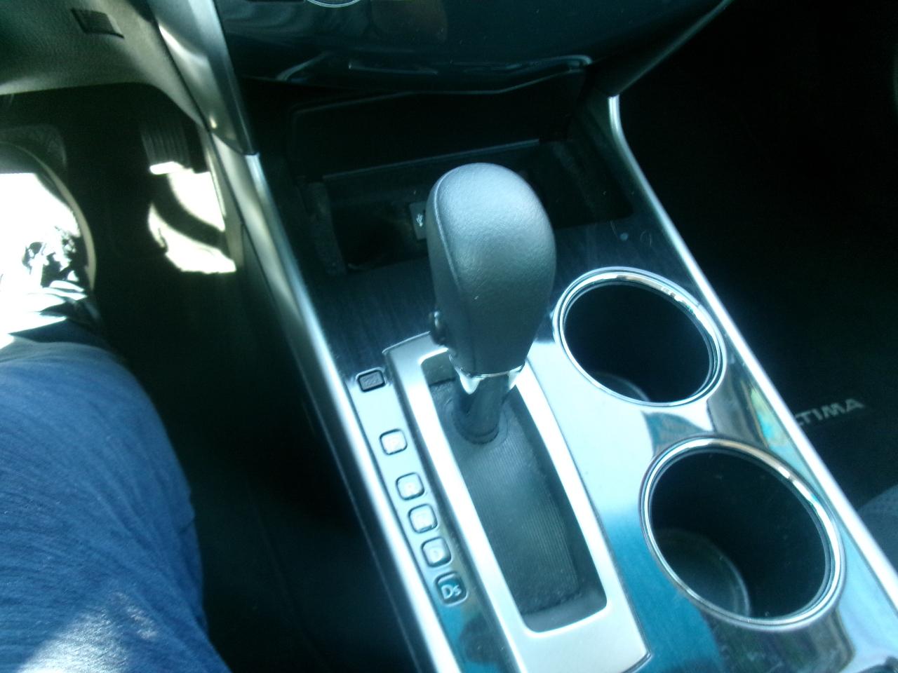 Nissan Altima 2.5 SV 2014