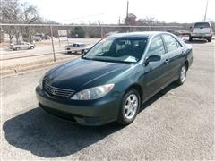 2005 Toyota Camry 