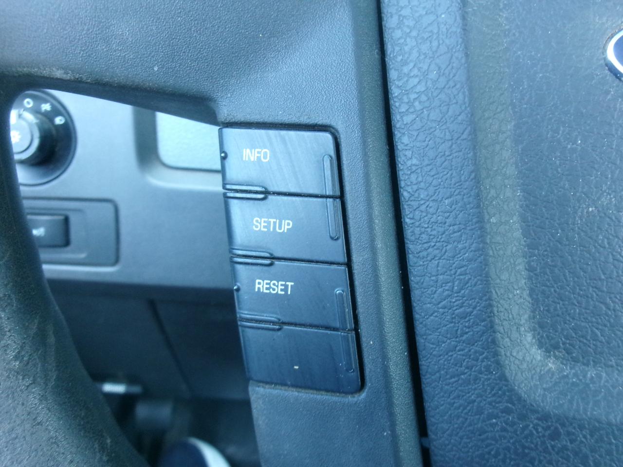 Ford F-150 XL 8-ft. Bed 2WD 2013