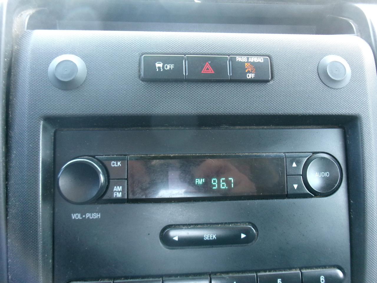 Ford F-150 XL 8-ft. Bed 2WD 2013