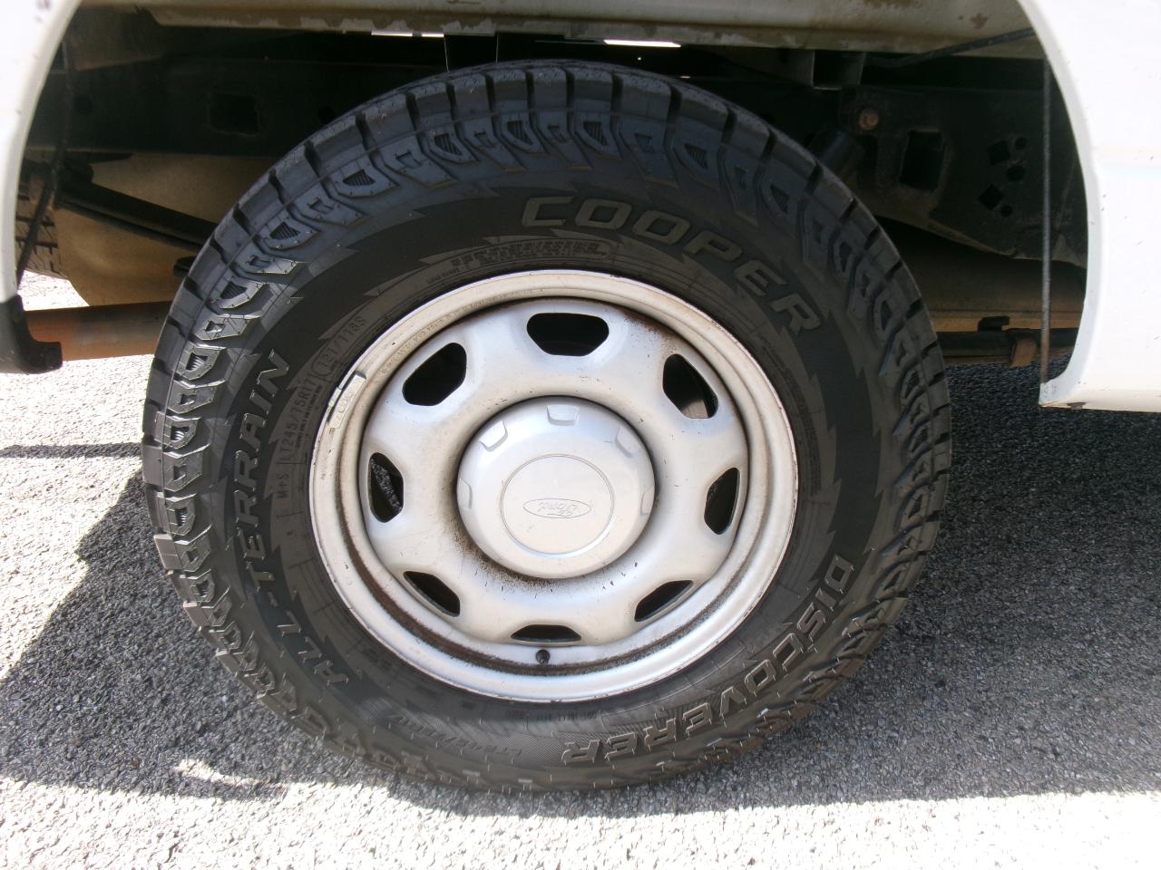 Ford F-150 XL 8-ft. Bed 2WD 2013