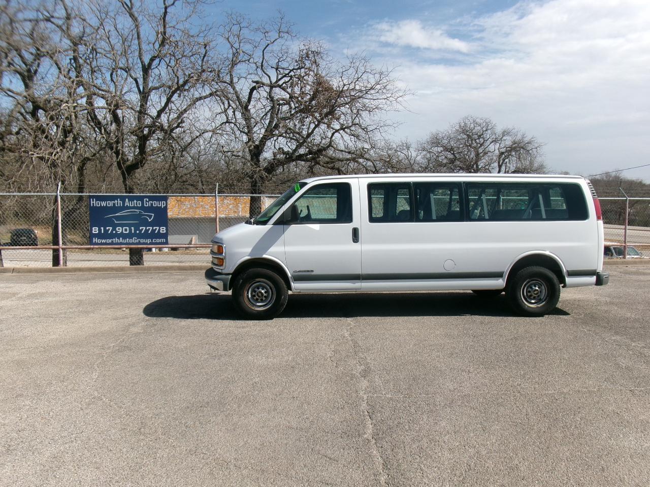 Chevrolet Express 3500 Extended 2001