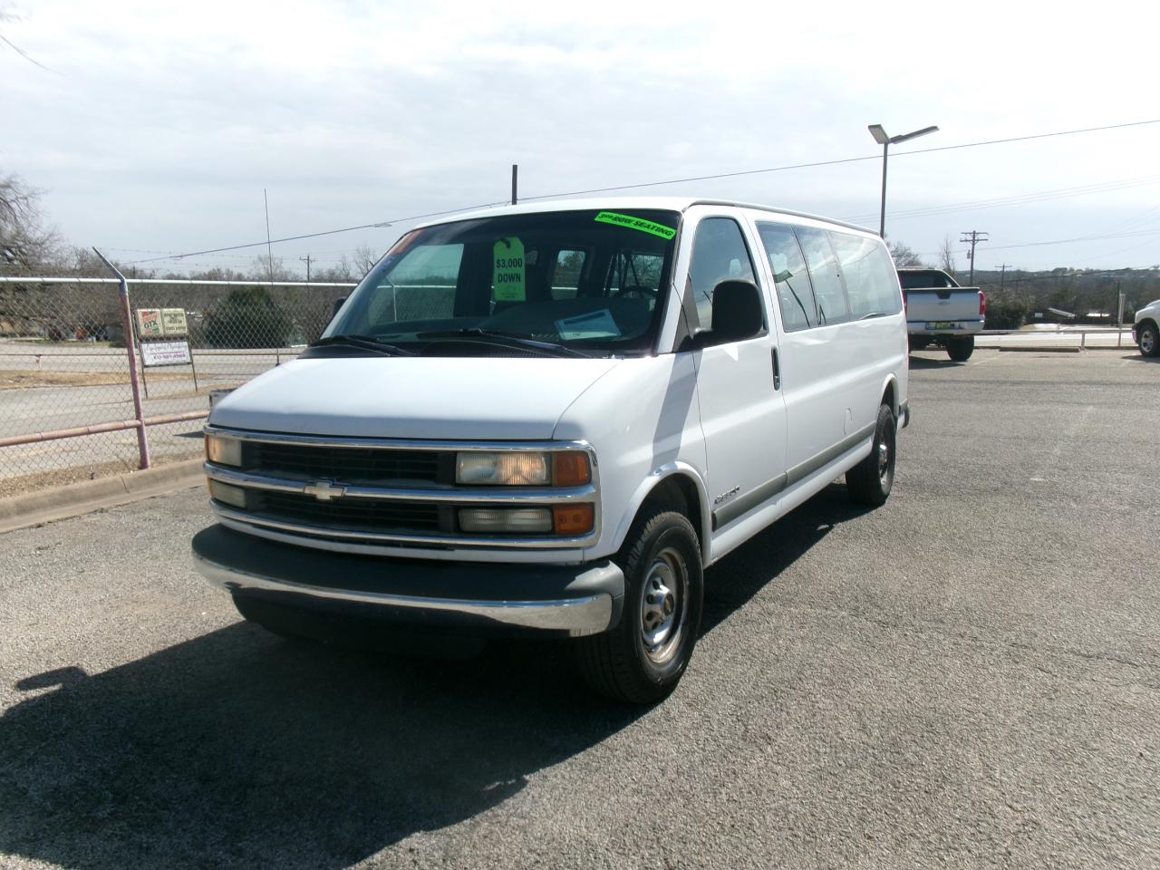 Chevrolet Express 3500 Extended 2001