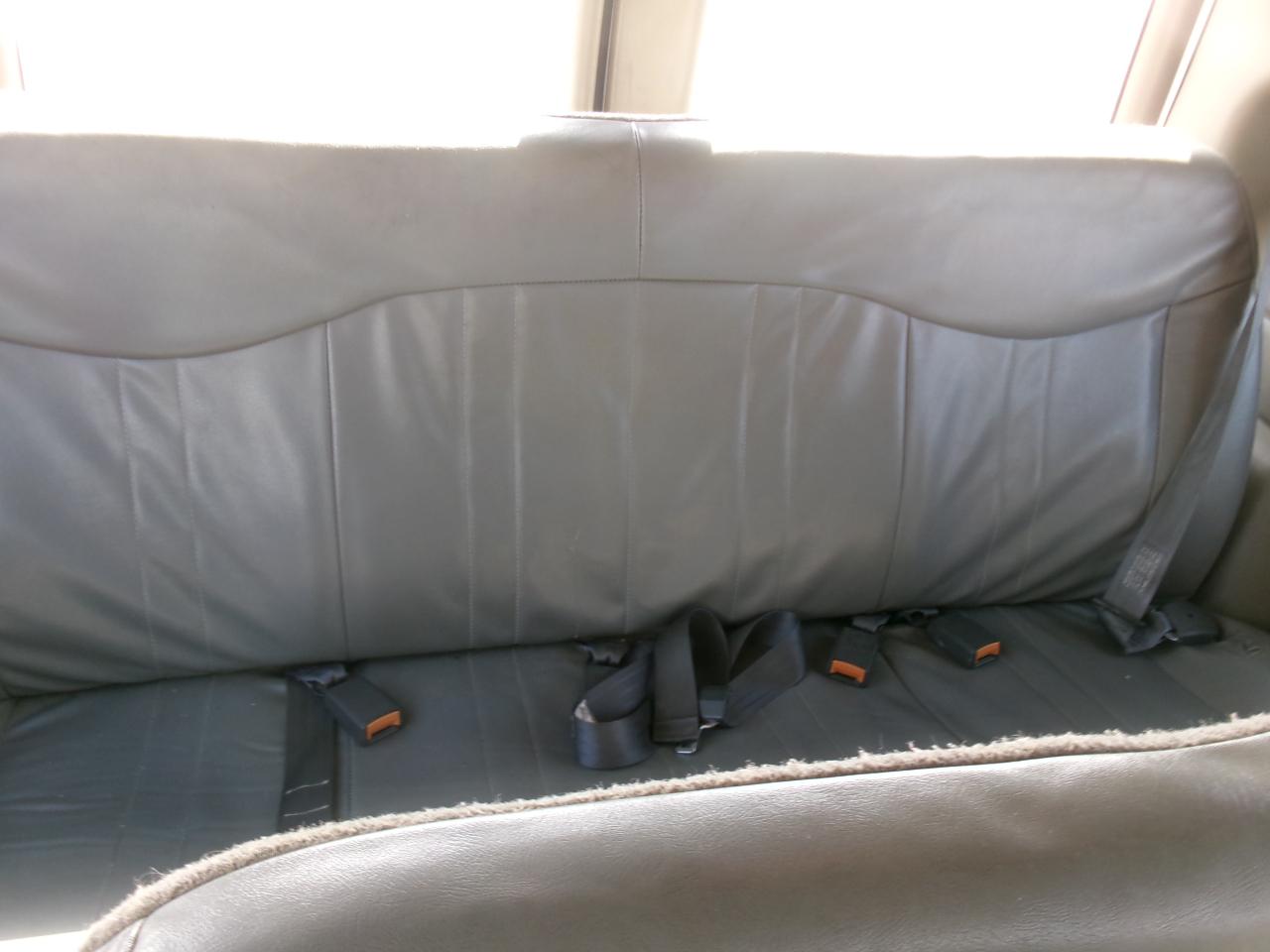 Chevrolet Express 3500 Extended 2001