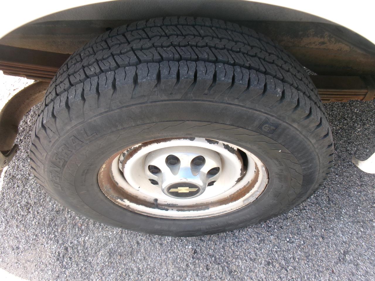 Chevrolet Express 3500 Extended 2001