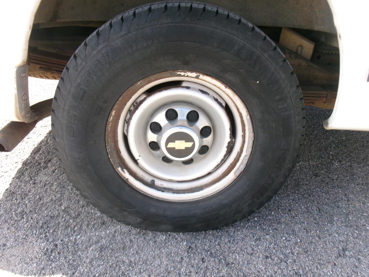 Chevrolet Express 3500 Extended 2001