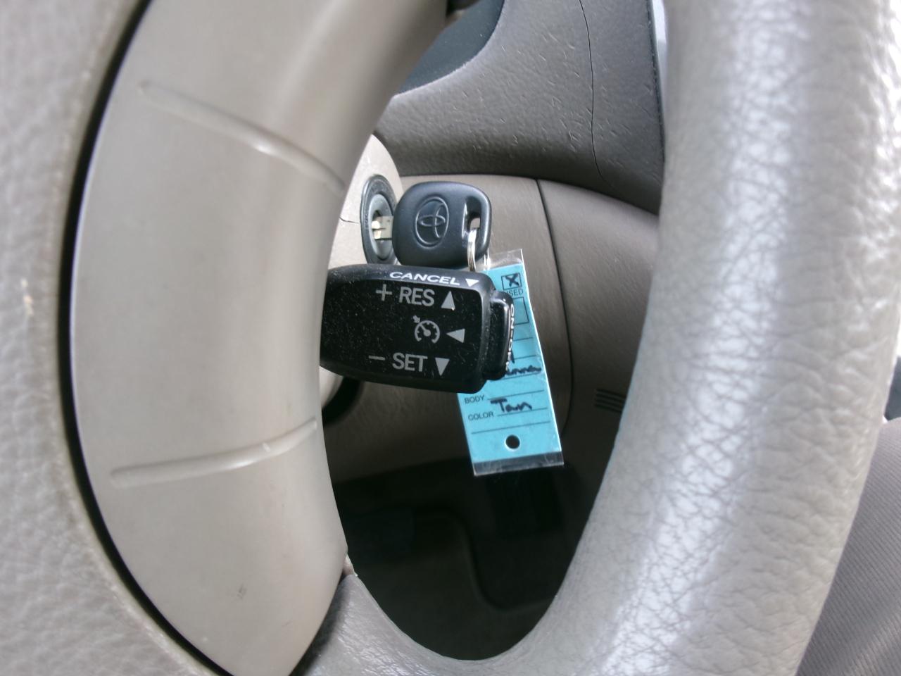 Toyota Sienna LE FWD 8-Passenger Seating 2008