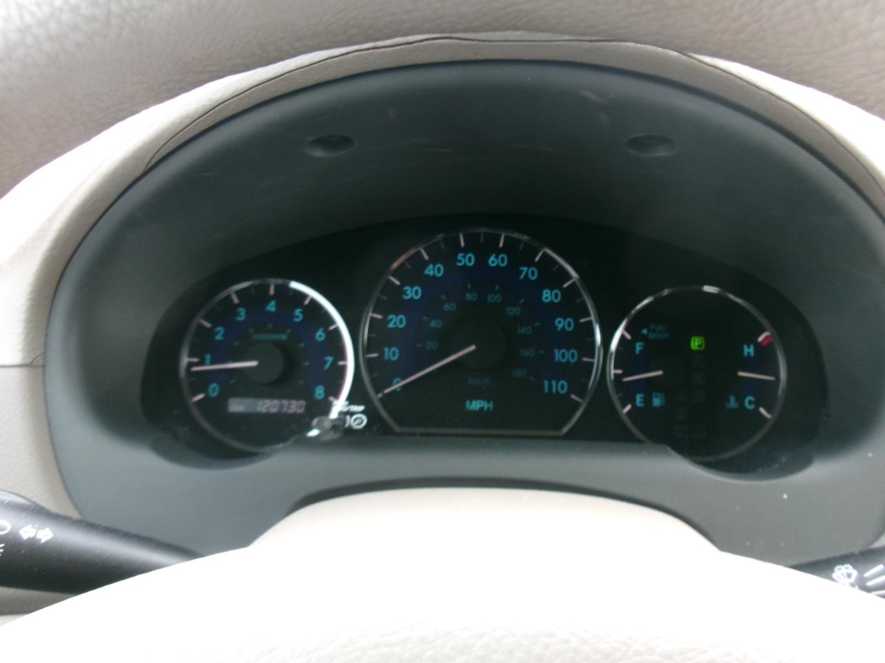 Toyota Sienna LE FWD 8-Passenger Seating 2008