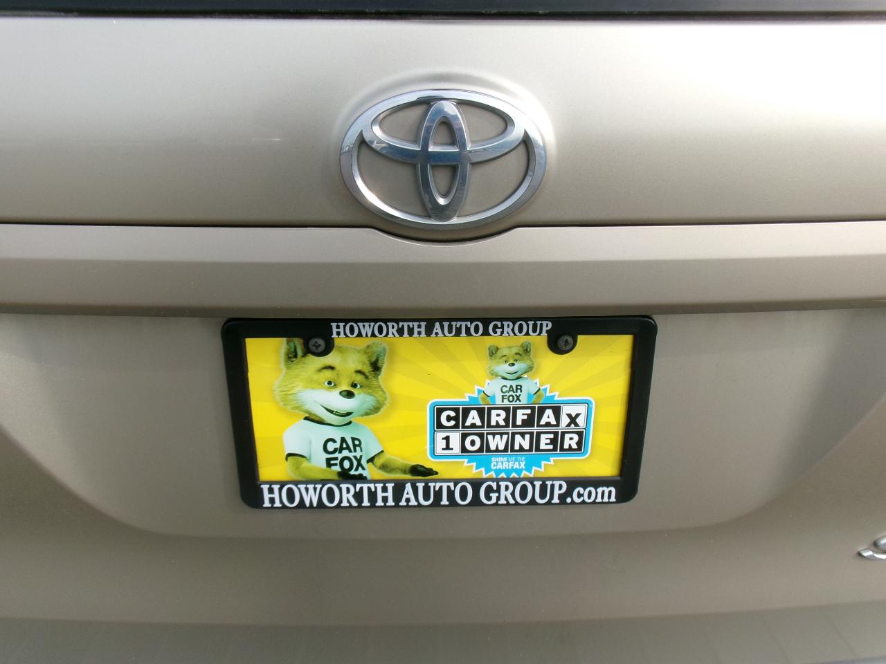 Toyota Sienna LE FWD 8-Passenger Seating 2008