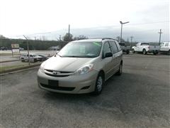 2008 Toyota Sienna 