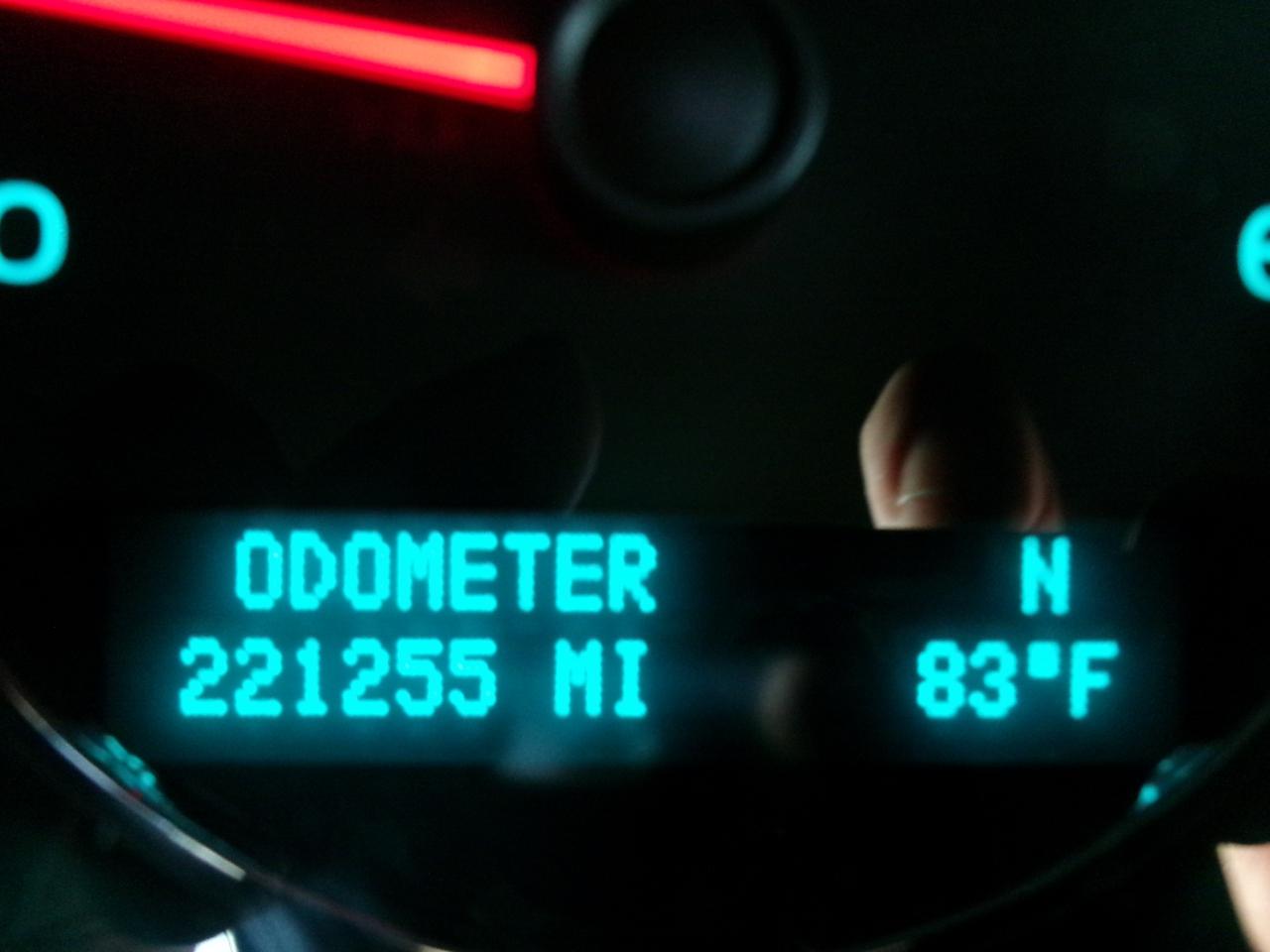 GMC Yukon XL SLT-1 3/4 Ton 4WD 2011