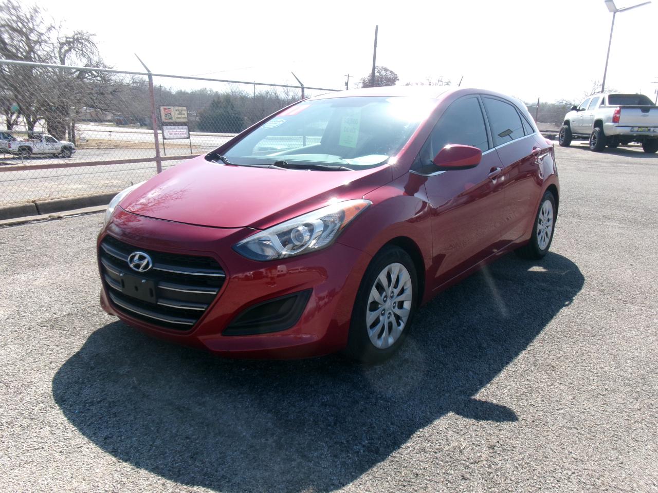 Hyundai Elantra GT A/T 2017