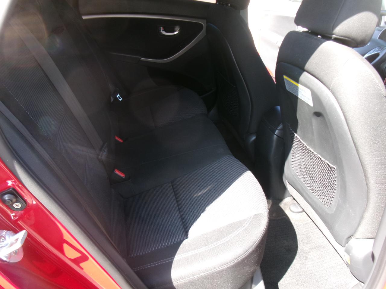 Hyundai Elantra GT A/T 2017