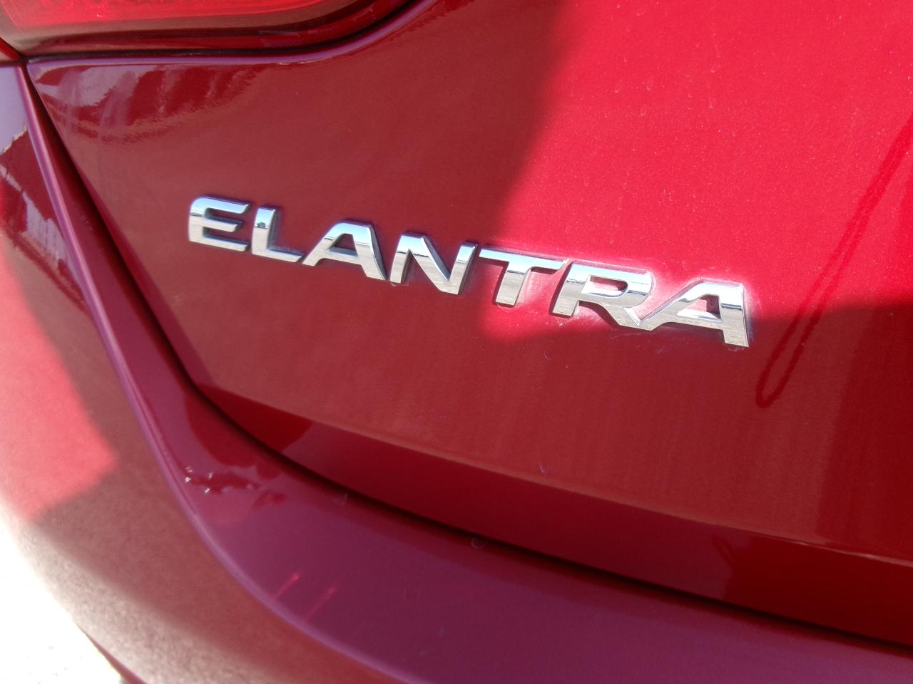 Hyundai Elantra GT A/T 2017