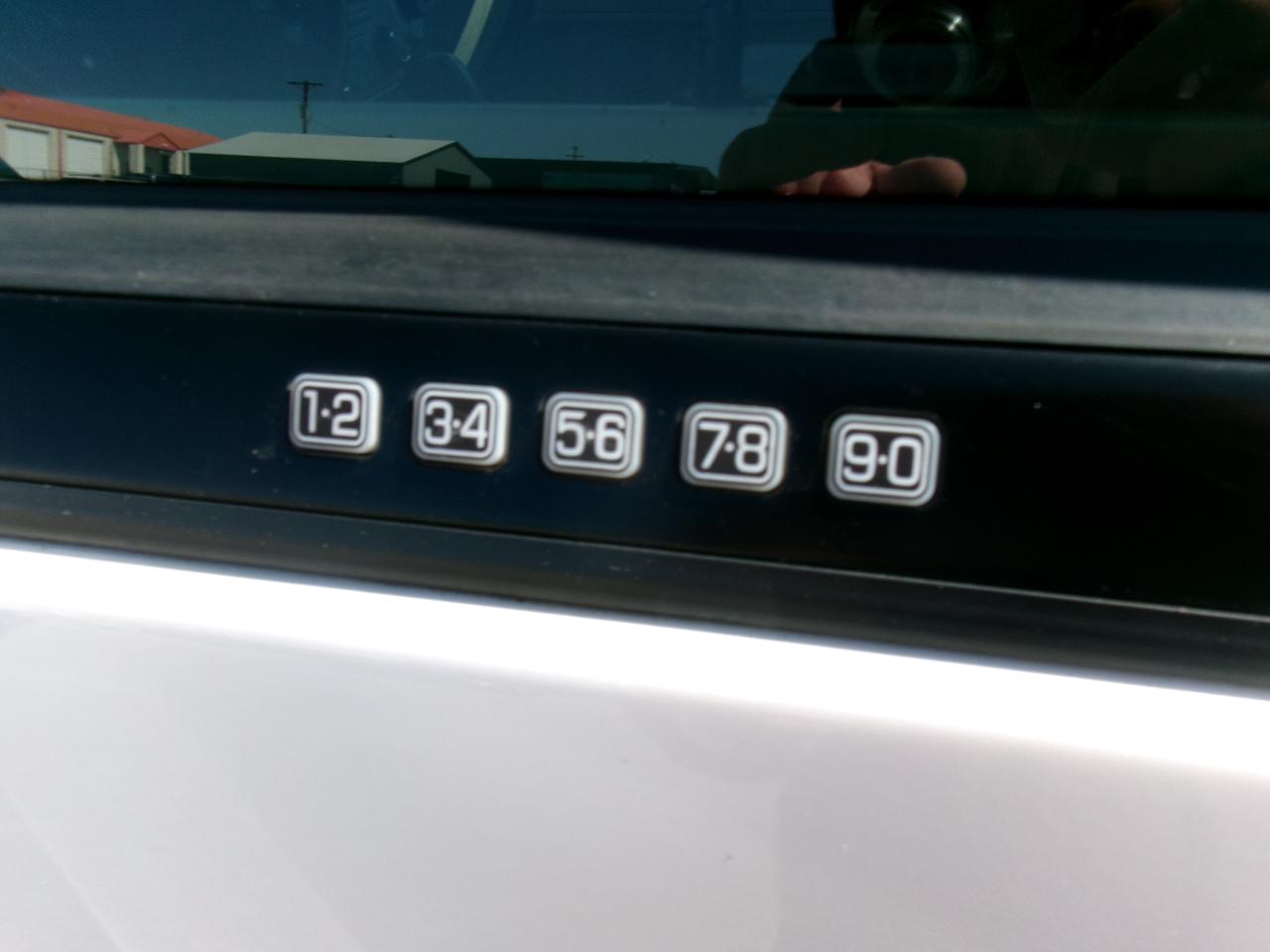 Ford Expedition XLT 2WD 2015