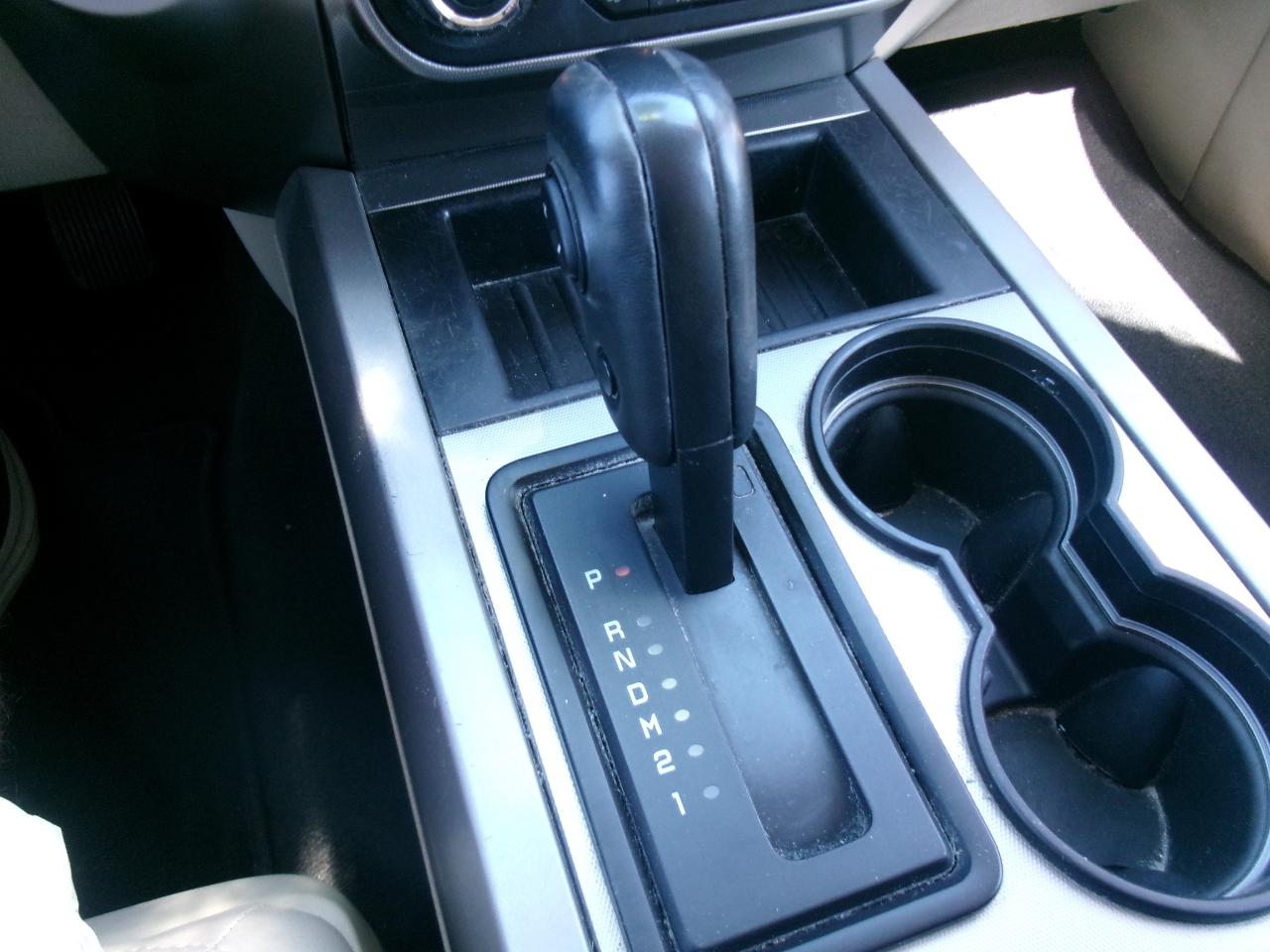 Ford Expedition XLT 2WD 2015