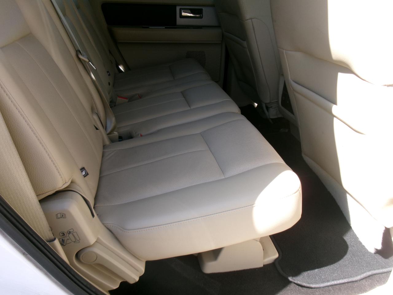 Ford Expedition XLT 2WD 2015