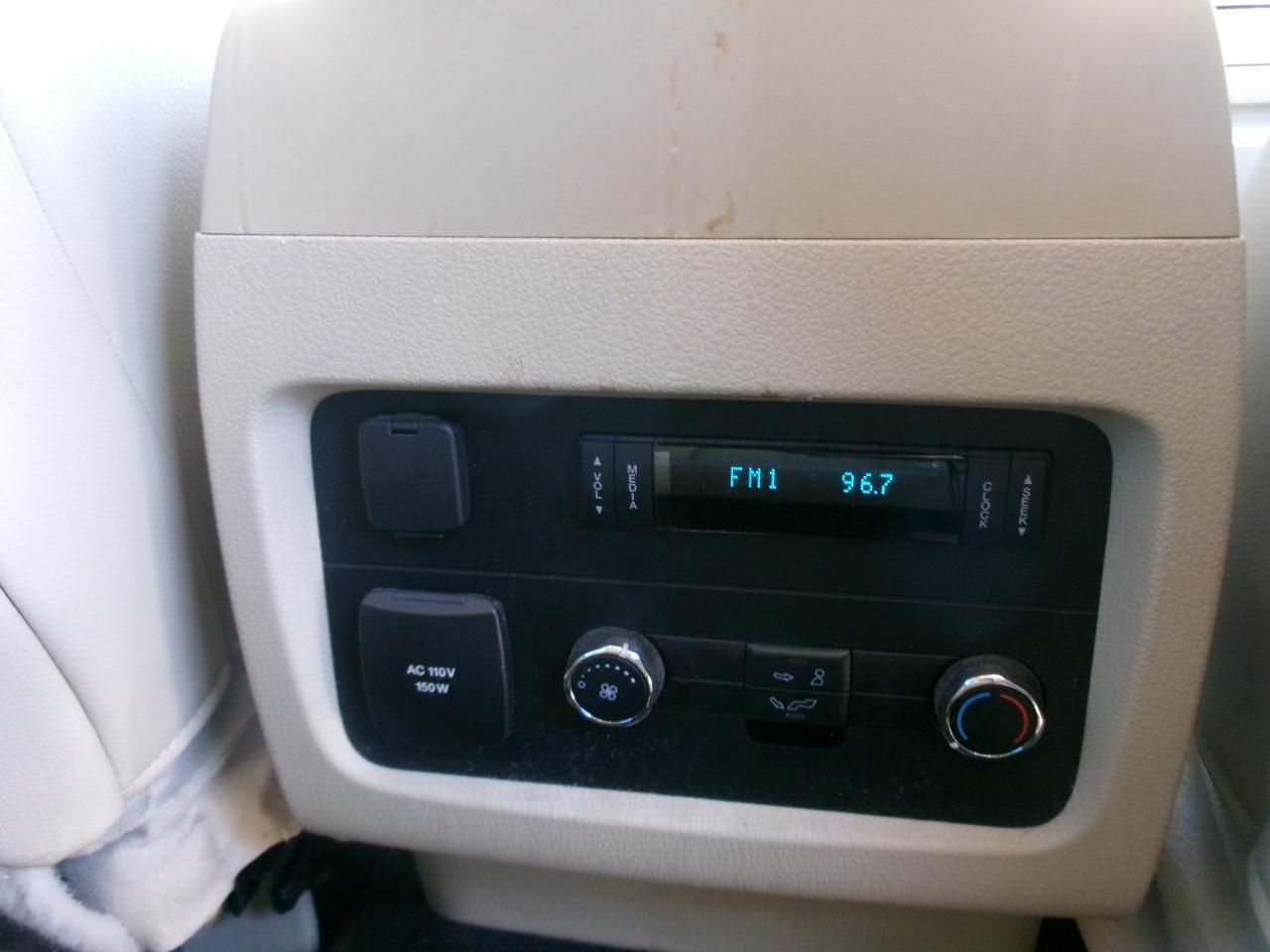 Ford Expedition XLT 2WD 2015