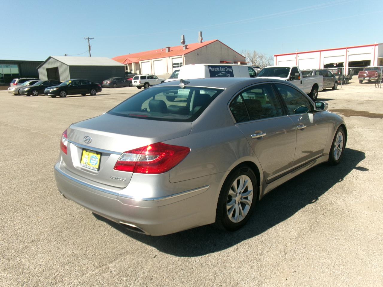 Hyundai Genesis 3.8L 2013
