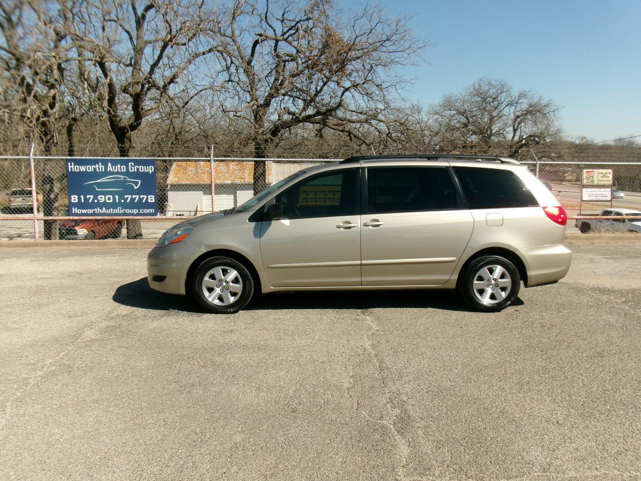Toyota Sienna LE FWD 8-Passenger Seating 2008