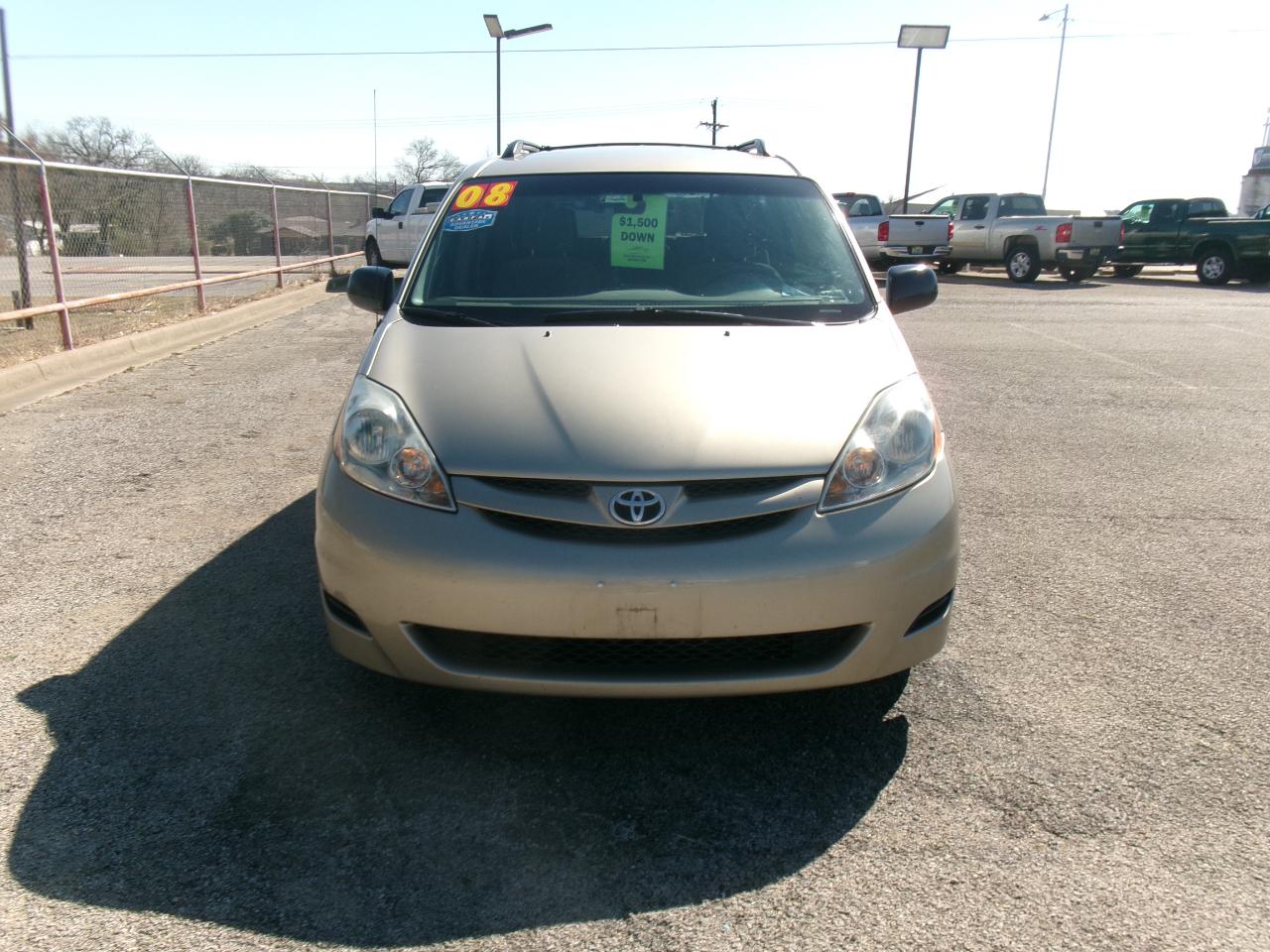 Toyota Sienna LE FWD 8-Passenger Seating 2008