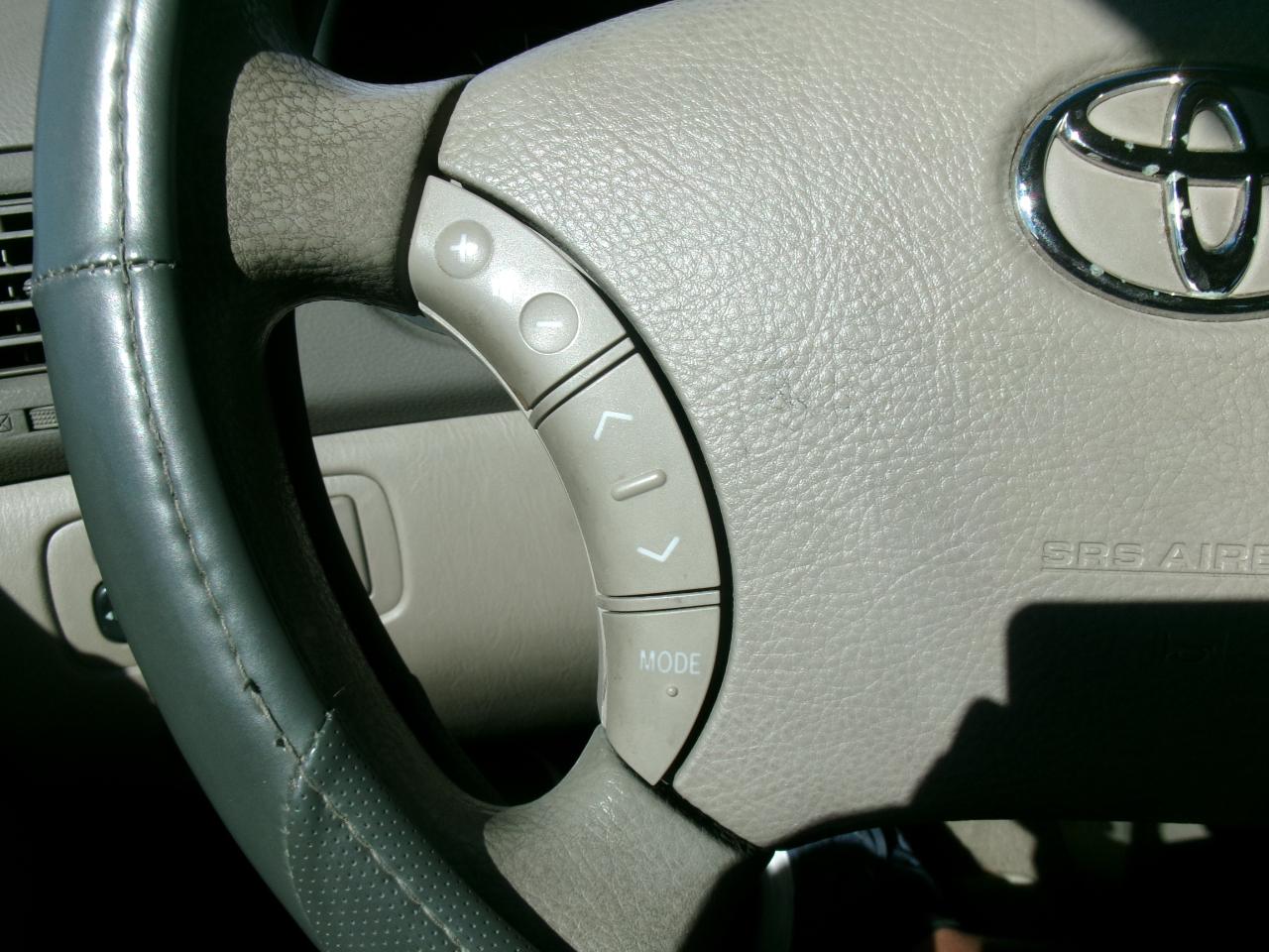 Toyota Sienna LE FWD 8-Passenger Seating 2008