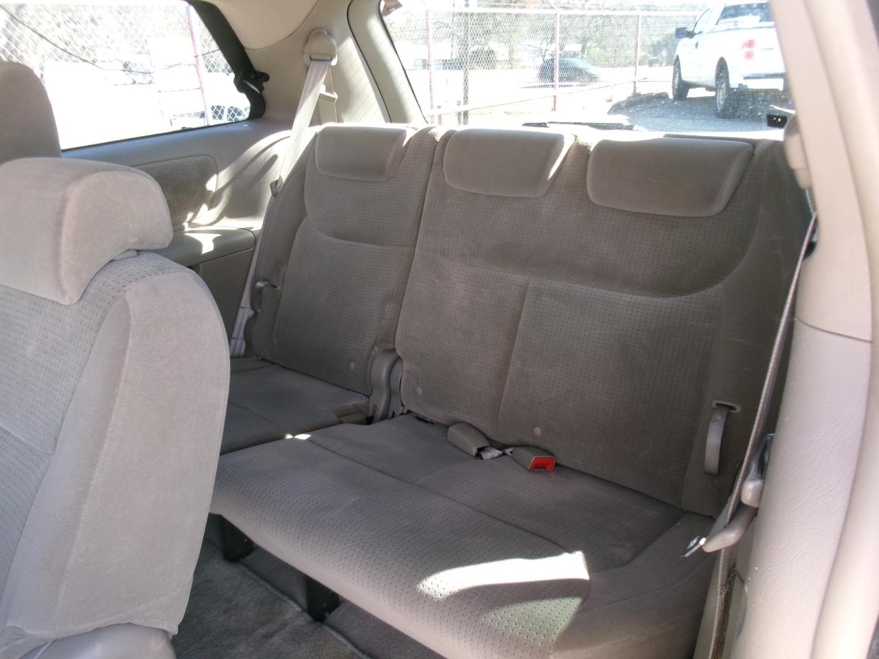 Toyota Sienna LE FWD 8-Passenger Seating 2008