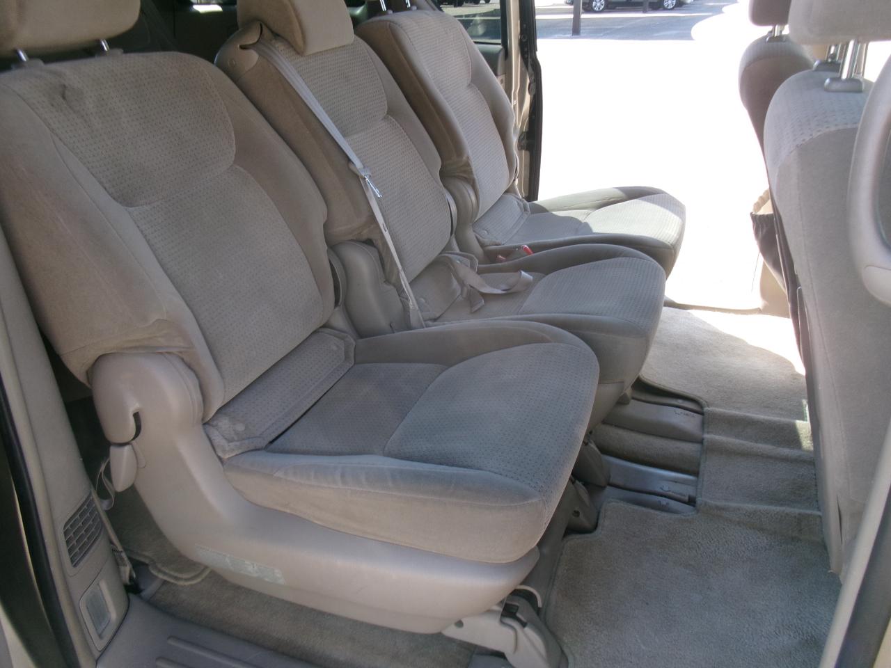 Toyota Sienna LE FWD 8-Passenger Seating 2008