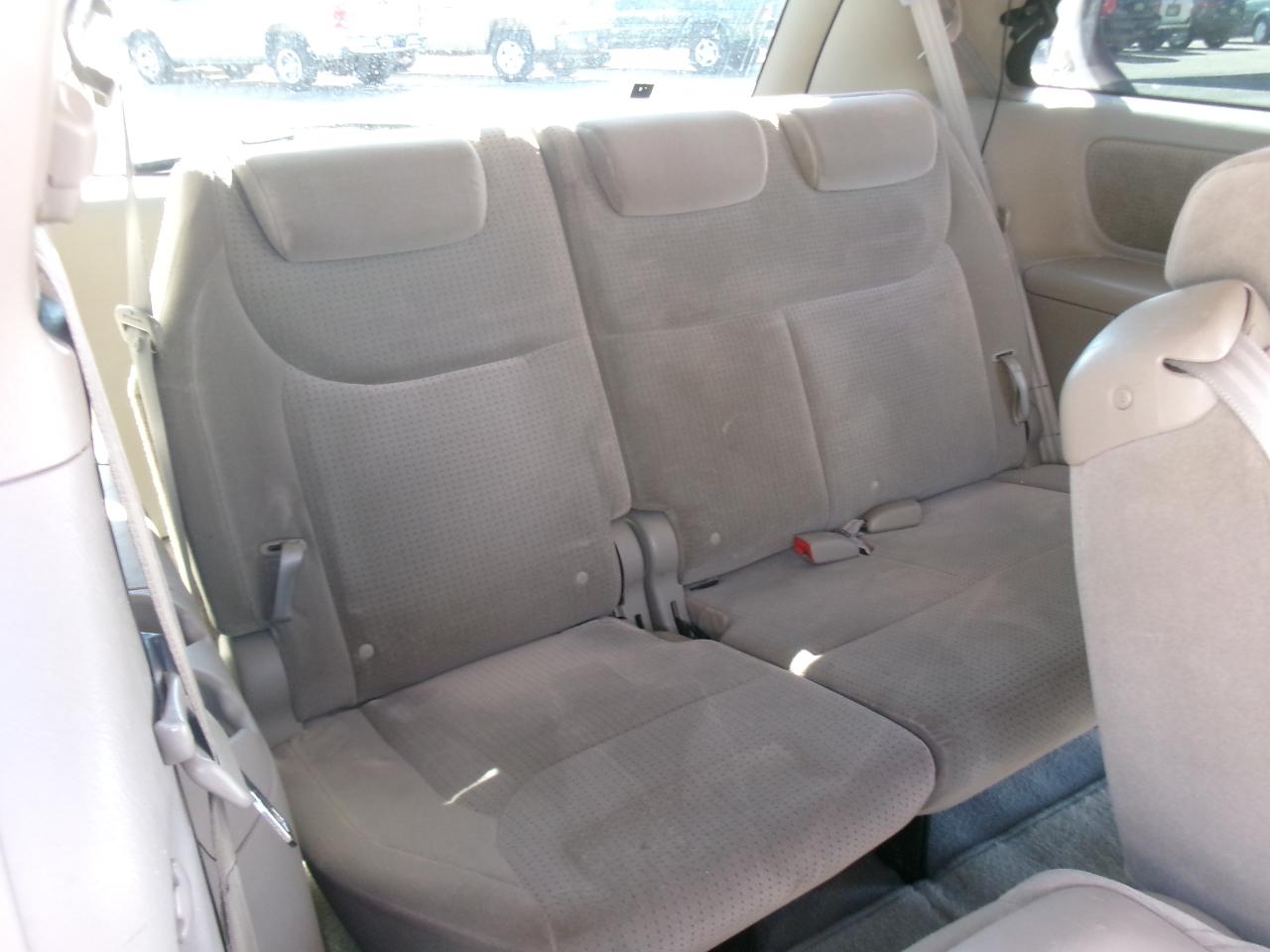 Toyota Sienna LE FWD 8-Passenger Seating 2008